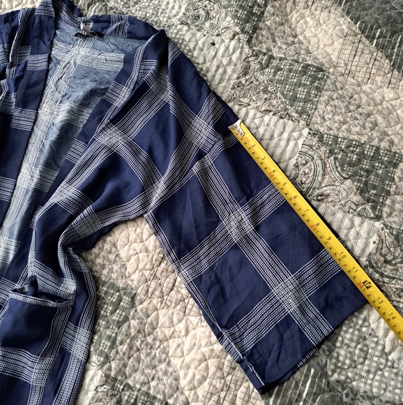 H&M patterned lightweight kimono - Picture 5 of 9